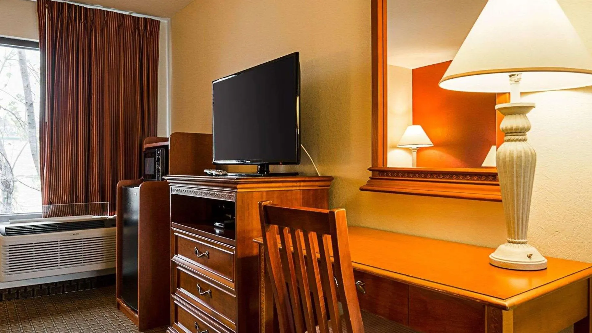 Econo Lodge Richmond 0*,